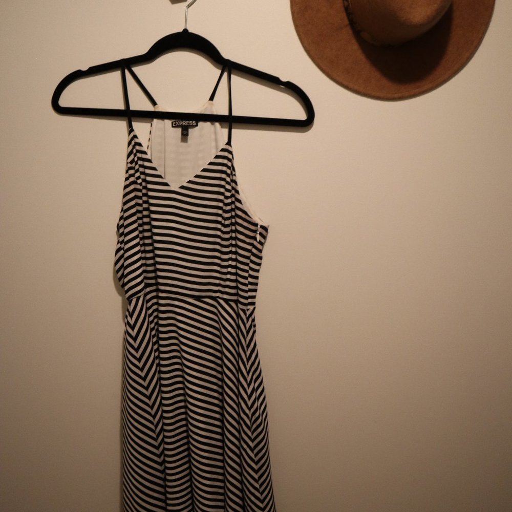 Dress Express Size 8 Stripes Women Cocktail